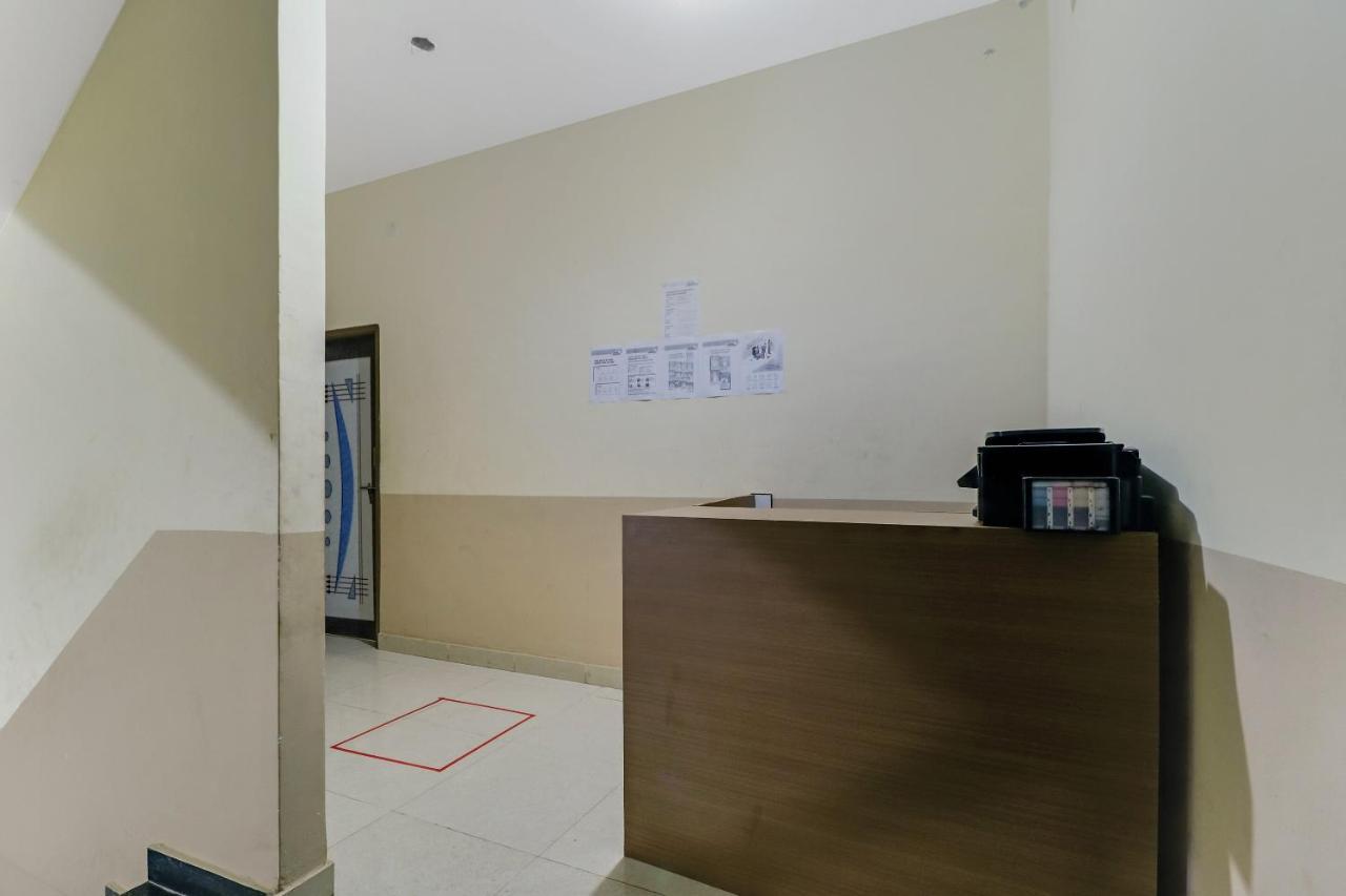 Spot On 76940 Sri Annapoorneshwari Residency Boarding & Lodging Hotel Hassan Exterior foto
